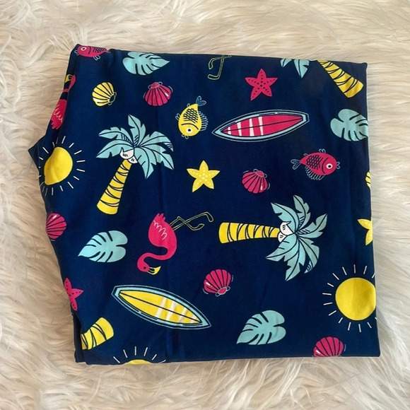 New! Women’s Lularoe tropical 🌴 leggings TC2 - Picture 1 of 1